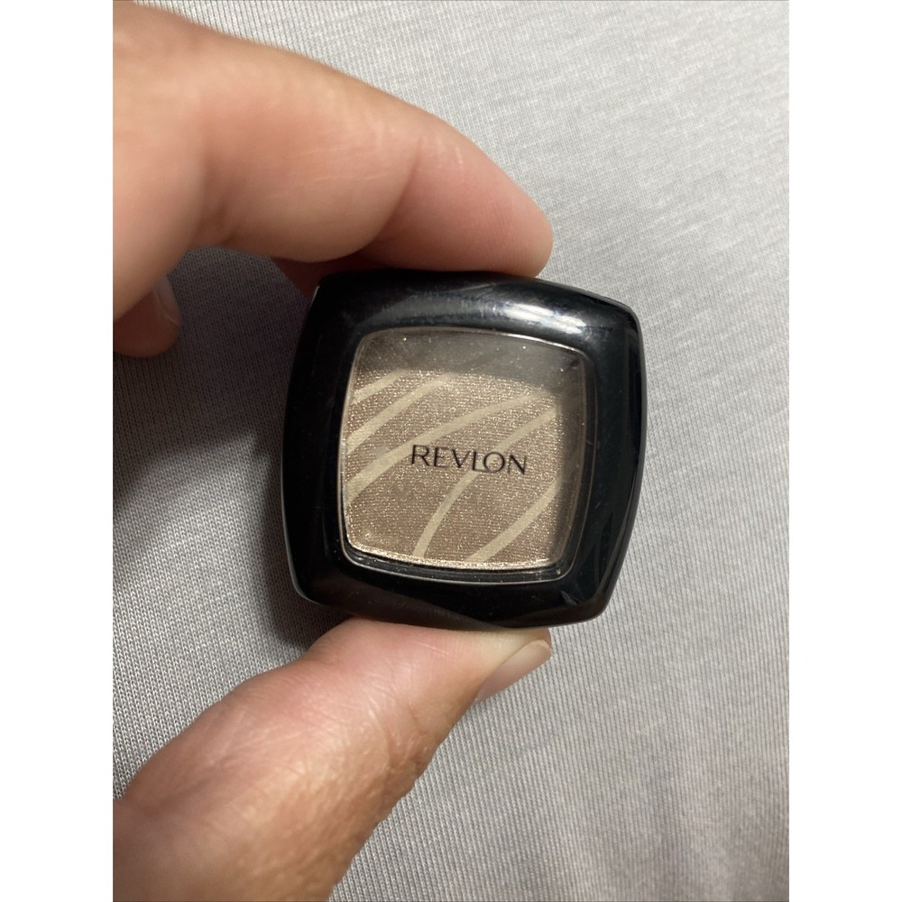 REVLON Eye Shadow Toasted Marshmallow Eyeshadow New